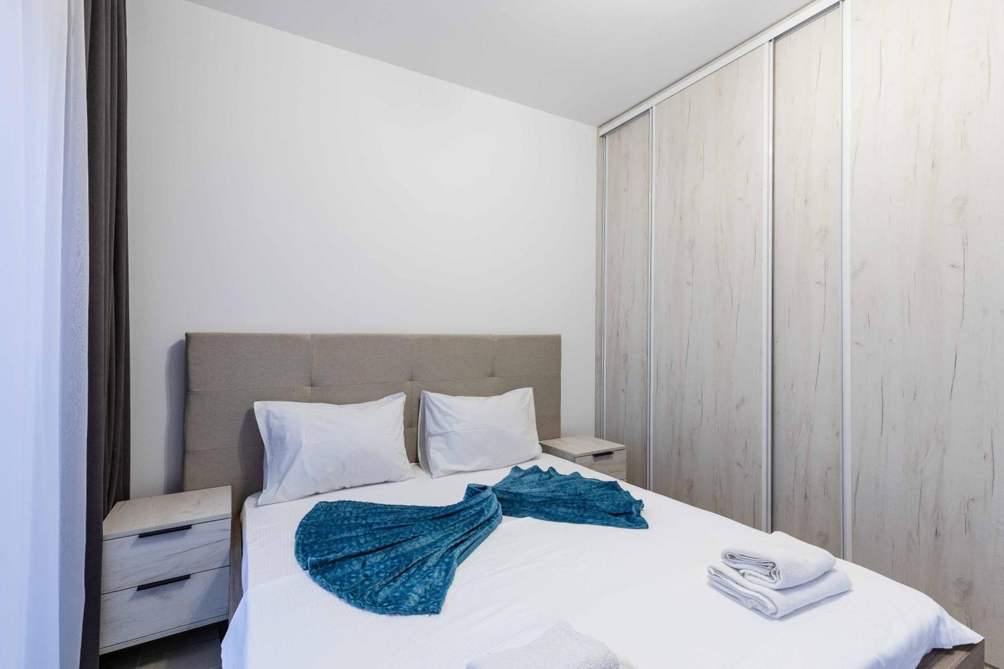 Sunny Side Wellness & 5* Budva