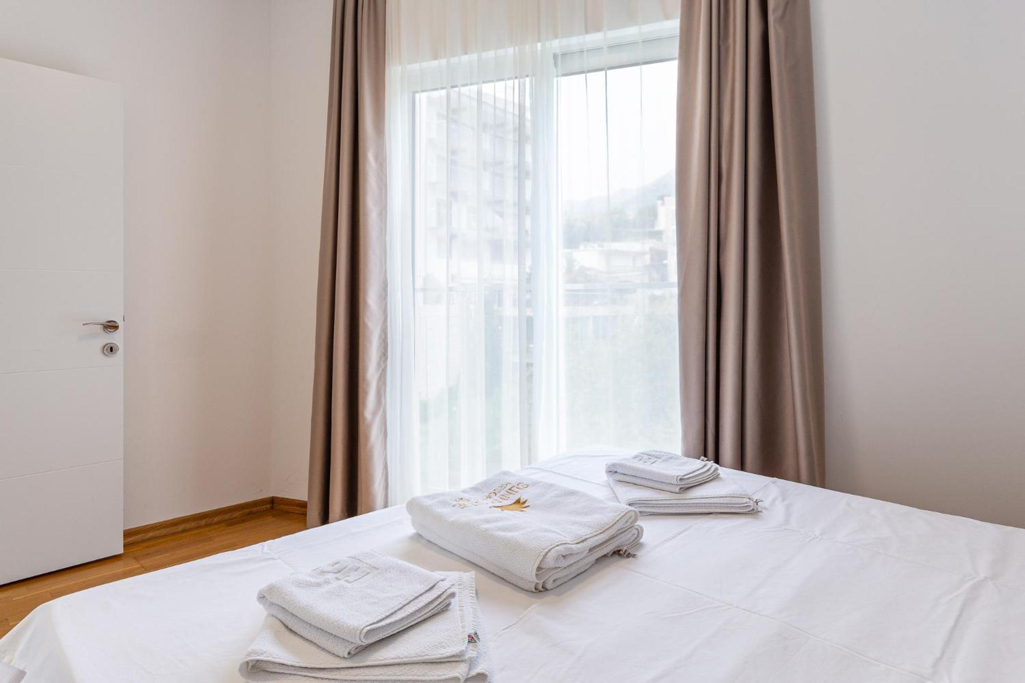 Sunny Side Wellness & Aparthotel