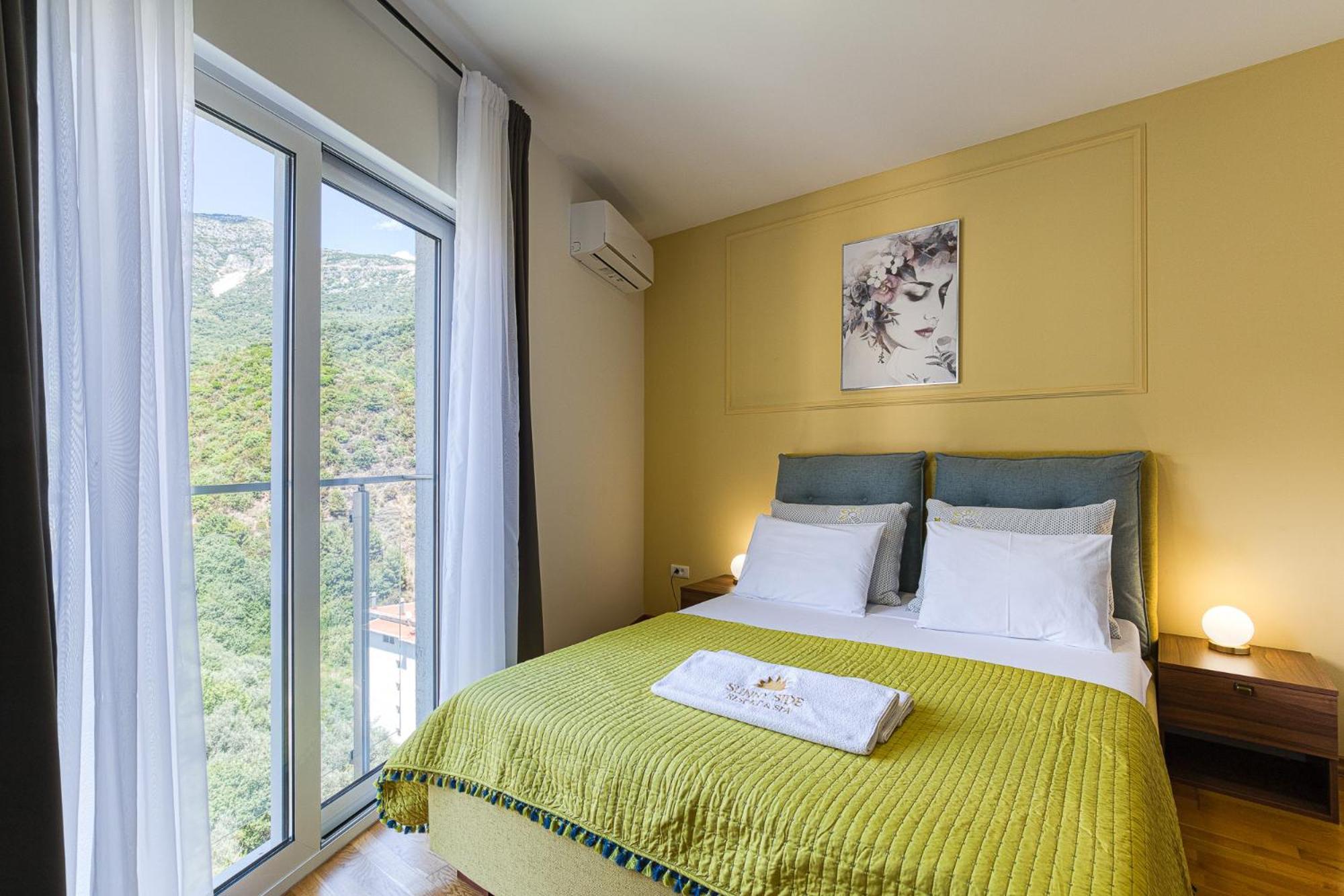 Sunny Side Wellness & Aparthotel 5*