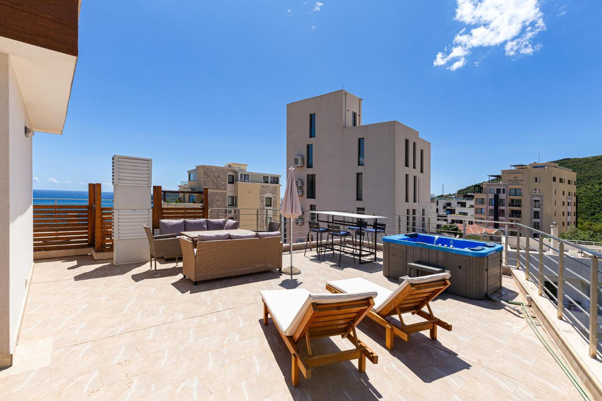 Sunny Side Wellness & Aparthotel Budva
