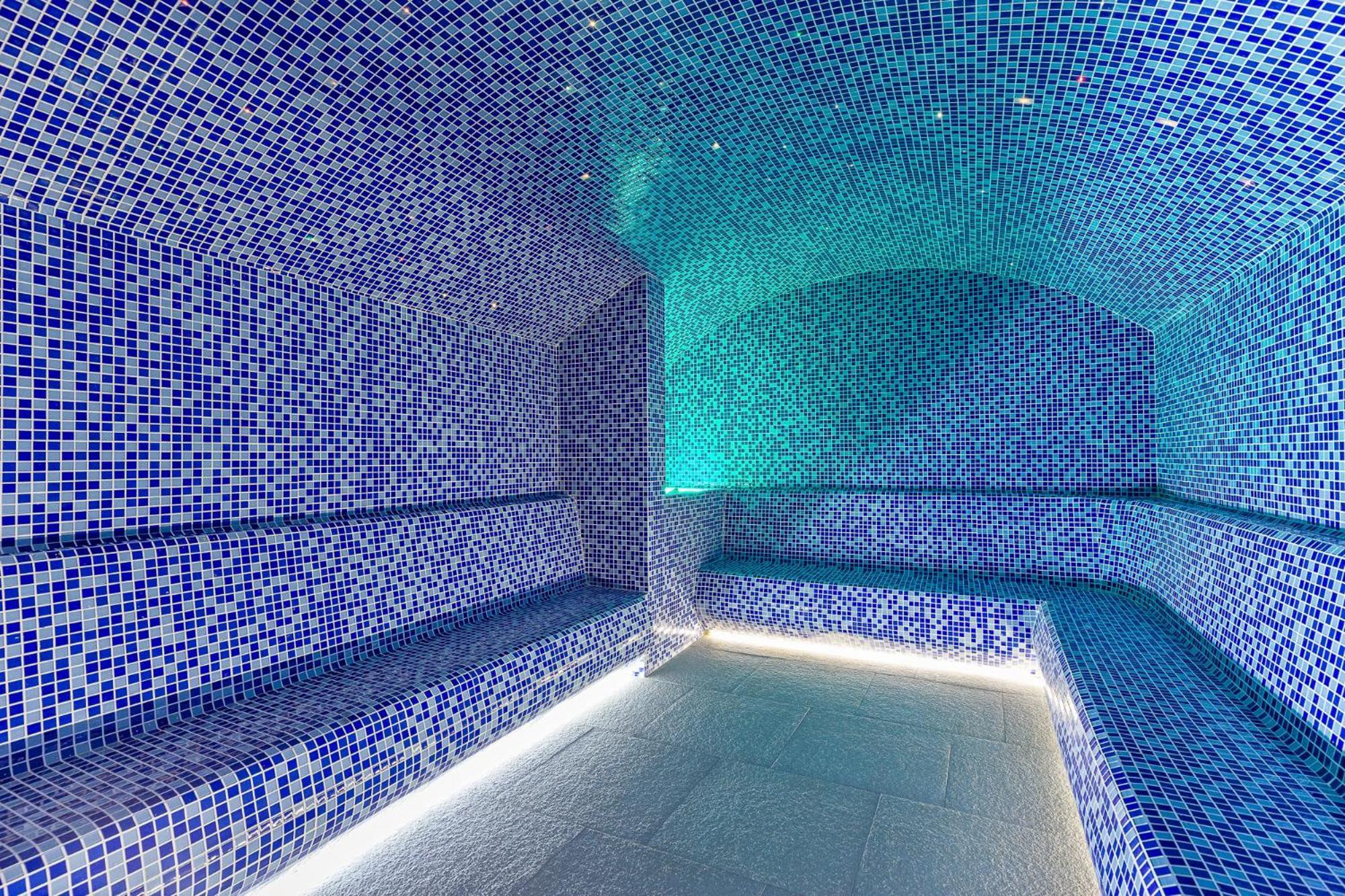 Апартаменты Sunny Side Wellness & *