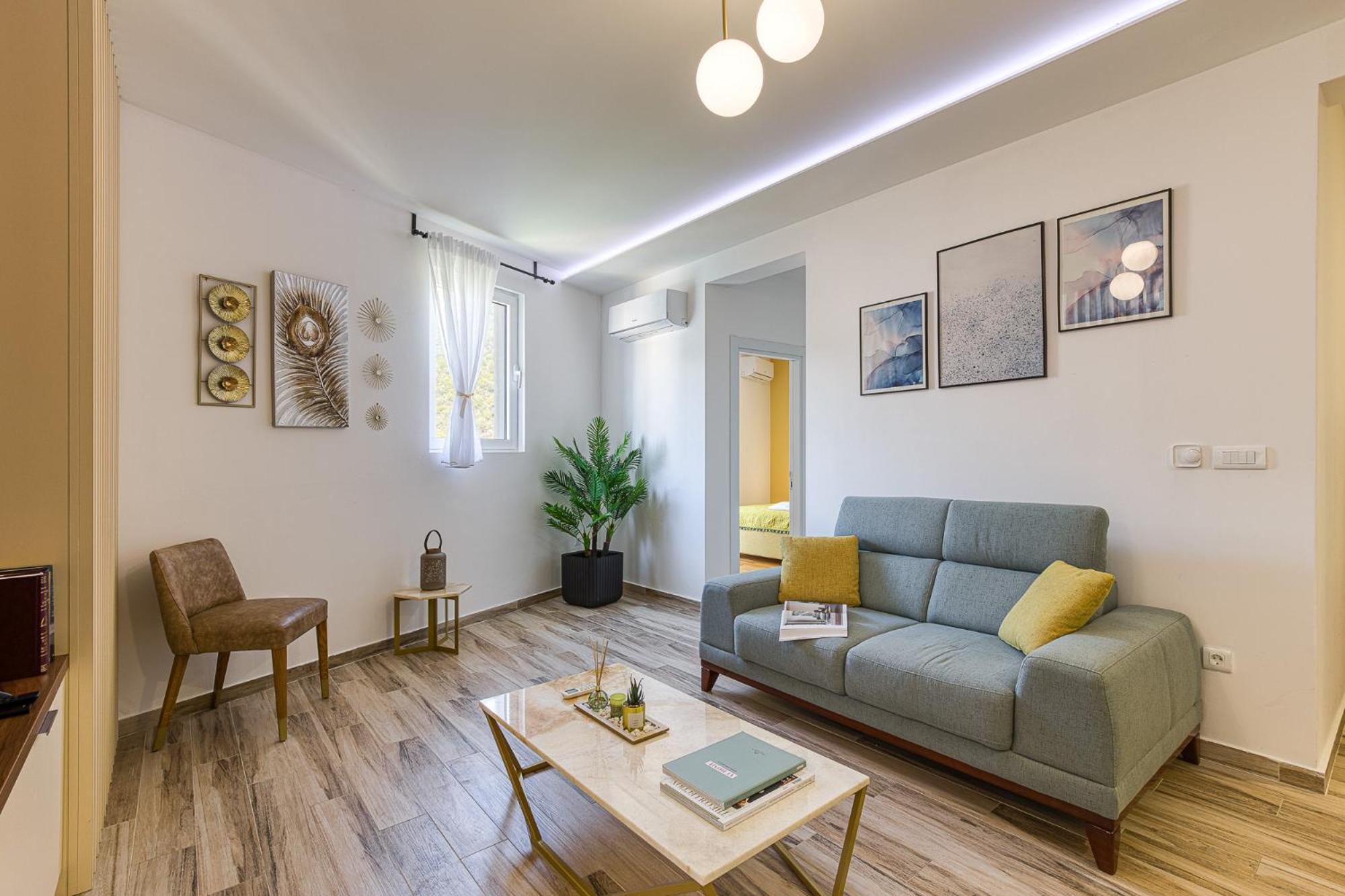 Sunny Side Wellness & 5*